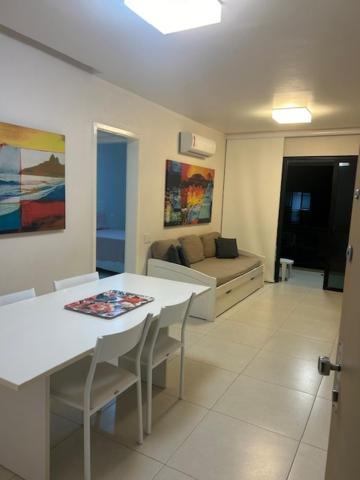 Lindo Apto No Barrabela, Todo Equipado, Com Arcondicionados Split Novos No Quarto E Na Sala, Limpissimo, Cheiroso, Novinho, Condominio Em Frente A Praia, Com Piscina Aquecida, Sauna, Quadra, Academia, Lavanderia, Salao De Beleza, Restaurantes, Mercad Rio de Janeiro Bagian luar foto